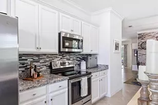 20930 Valore Ct, Venice, FL 34293 - Photo 19