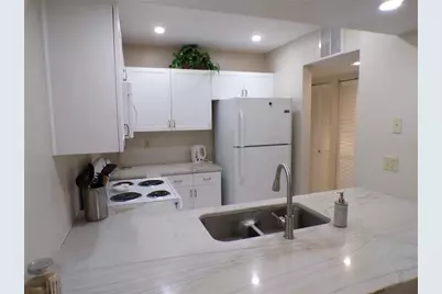 622 Bird Bay Drive S #203, Venice, FL 34285 - Photo 3