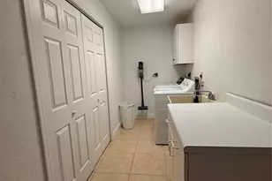 984 N Gondola Dr, Venice, FL 34293 - Photo 29