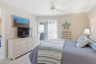 9320 Clubside Circle S, Sarasota, FL 34238 - Photo 19