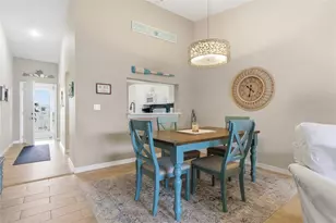 9320 Clubside Circle S, Sarasota, FL 34238 - Photo 5