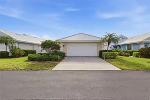 795 Harrington Lake Dr, Venice, FL 34293 - Photo 35