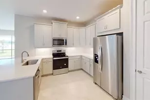 127 Ibiza Loop, Venice, FL 34292 - Photo 3