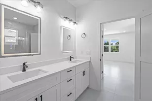 8181 Tecumseh Cir, Port Charlotte, FL 33981 - Photo 17
