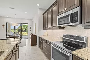 11876 Hunters Creek Rd, Venice, FL 34293 - Photo 25