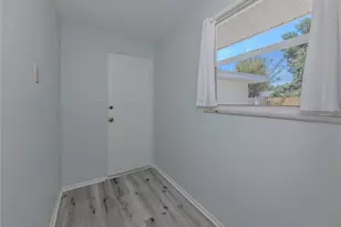320 Pavonia Rd, Nokomis, FL 34275 - Photo 17