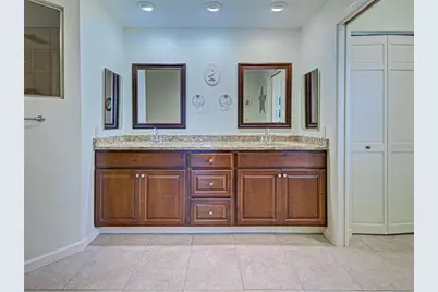 1934 Pebble Beach Court, Venice, FL 34293 - Photo 45