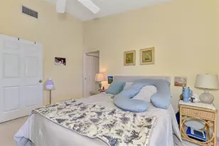 900 Addington Ct, Venice, FL 34293 - Photo 43