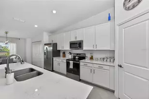 17470 Opal Sand Dr, Venice, FL 34293 - Photo 23