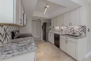 1007 River Oaks Ct, Venice, FL 34293 - Photo 15