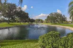 1007 River Oaks Ct, Venice, FL 34293 - Photo 37