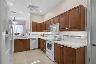 5027 Bella Terra Dr, Venice, FL 34293 - Photo 7