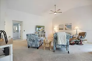 801 Montrose Dr, Venice, FL 34293 - Photo 11