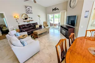 4935 Pepperwood Pl, Venice, FL 34293 - Photo 7