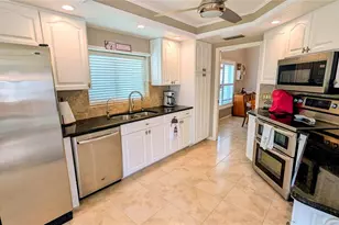 4935 Pepperwood Pl, Venice, FL 34293 - Photo 11