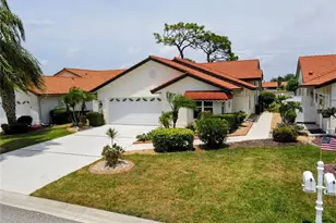 4935 Pepperwood Pl, Venice, FL 34293 - Photo 3