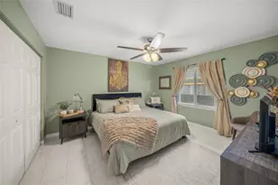 7727 36th Ln E, Sarasota, FL 34243 - Photo 21