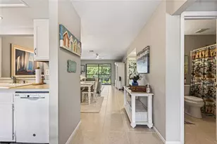 360 3 Lakes Ln, Venice, FL 34285 - Photo 3