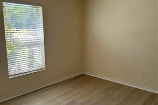 8171 Rocliff Ave, North Port, FL 34287 - Photo 11