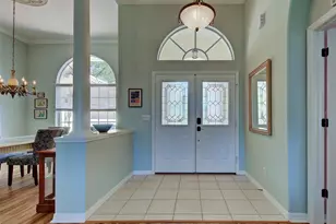 115 Grand Oak Cir, Venice, FL 34292 - Photo 5