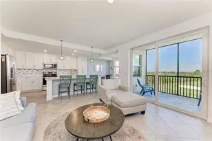 12180 Wellen Golf St, Venice, FL 34293 - Photo 11