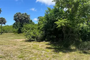221 S Venice Blvd, Venice, FL 34293 - Photo 9