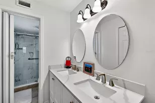 305 Mission Trail W, Venice, FL 34285 - Photo 17