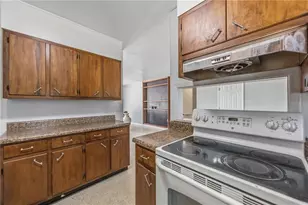 12308 Urbino St, North Port, FL 34287 - Photo 13