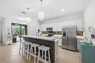 12744 Richezza Dr, Venice, FL 34293 - Photo 5