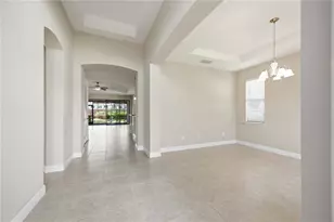 1122 Cielo Ct, North Venice, FL 34275 - Photo 5