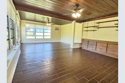 309 Park Boulevard N, Venice, FL 34285 - Photo 9