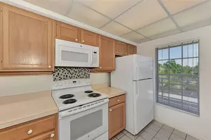 841 Wexford Blvd, Venice, FL 34293 - Photo 13