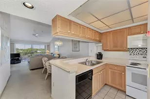 841 Wexford Blvd, Venice, FL 34293 - Photo 11