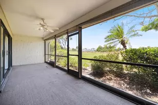 674 Bird Bay Cir, Venice, FL 34285 - Photo 7