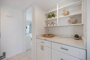 1585 Tarpon Center Dr, Venice, FL 34285 - Photo 21