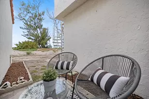 1585 Tarpon Center Dr, Venice, FL 34285 - Photo 33