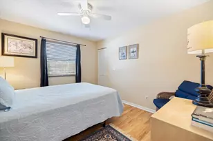 634 Bird Bay Dr E, Venice, FL 34285 - Photo 25