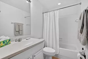 12338 Destiny Dr, Venice, FL 34292 - Photo 21
