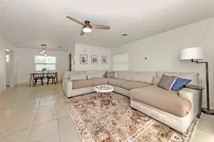 929 Cypress Ave, Venice, FL 34285 - Photo 9