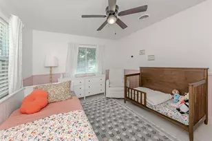 929 Cypress Ave, Venice, FL 34285 - Photo 11