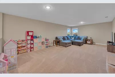 12710 Hysmith Loop, Parrish, FL 34219 - Photo 11