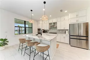 12816 Morning Mist Pl, Venice, FL 34293 - Photo 9
