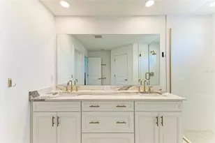 12816 Morning Mist Pl, Venice, FL 34293 - Photo 21