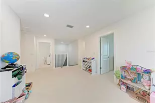12816 Morning Mist Pl, Venice, FL 34293 - Photo 29