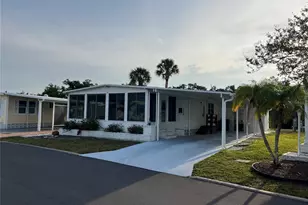 825 Jolanda Cir, Venice, FL 34285 - Photo 1