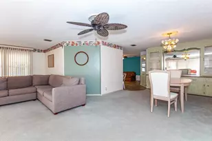 878 Jolanda Cir, Venice, FL 34285 - Photo 15