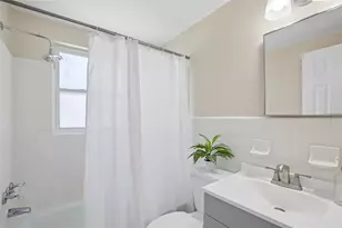 681 Palmetto Dr, Venice, FL 34293 - Photo 13