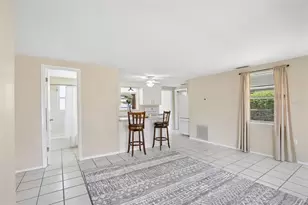 681 Palmetto Dr, Venice, FL 34293 - Photo 7