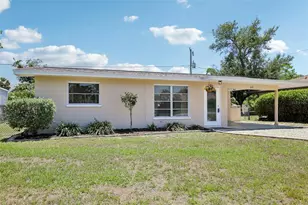 681 Palmetto Dr, Venice, FL 34293 - Photo 3
