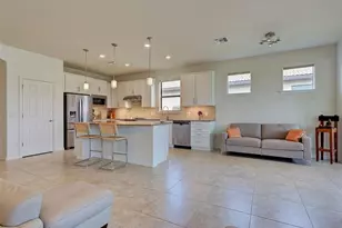 13500 Esposito St, Venice, FL 34293 - Photo 9